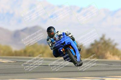 media/Jan-09-2022-SoCal Trackdays (Sun) [[2b1fec8404]]/Turn 14 (10am)/